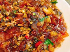 -阿瓦山寨·湘菜现炒·剁椒鱼头王(咸阳总店)