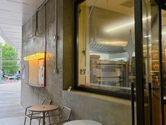 -老梦面包CHEZMOREL(麦子店)