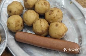 Braised墨鱼丸 in Soy Sauce