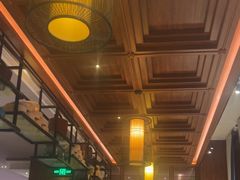 -八府香鸭·啫啫煲(华山路店)