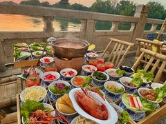 -聚汇三少·龙虾·中餐厅(莫邪路新天地店)