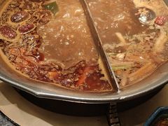 -湊湊火锅·茶憩(打浦桥日月光店)