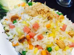菠萝炒饭-鹿港小镇(金虹桥国际中心店)