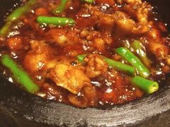 石锅杭椒牛蛙-桂满陇·蟹黄小笼汤包(中山公园店)