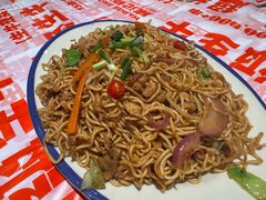 -威记烧嘢·南宁烧烤·超级生牛(绿地店)