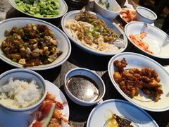 -凤凰谷天澜度假酒店云天阁自助餐