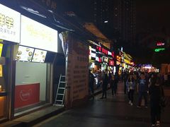 -八一好吃街·高品美食广场