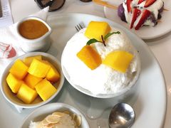 芒果雪冰-Cheevit Cheeva(Sirimangkalajarn)