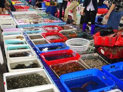 -霞涌市场海鲜摆卖区