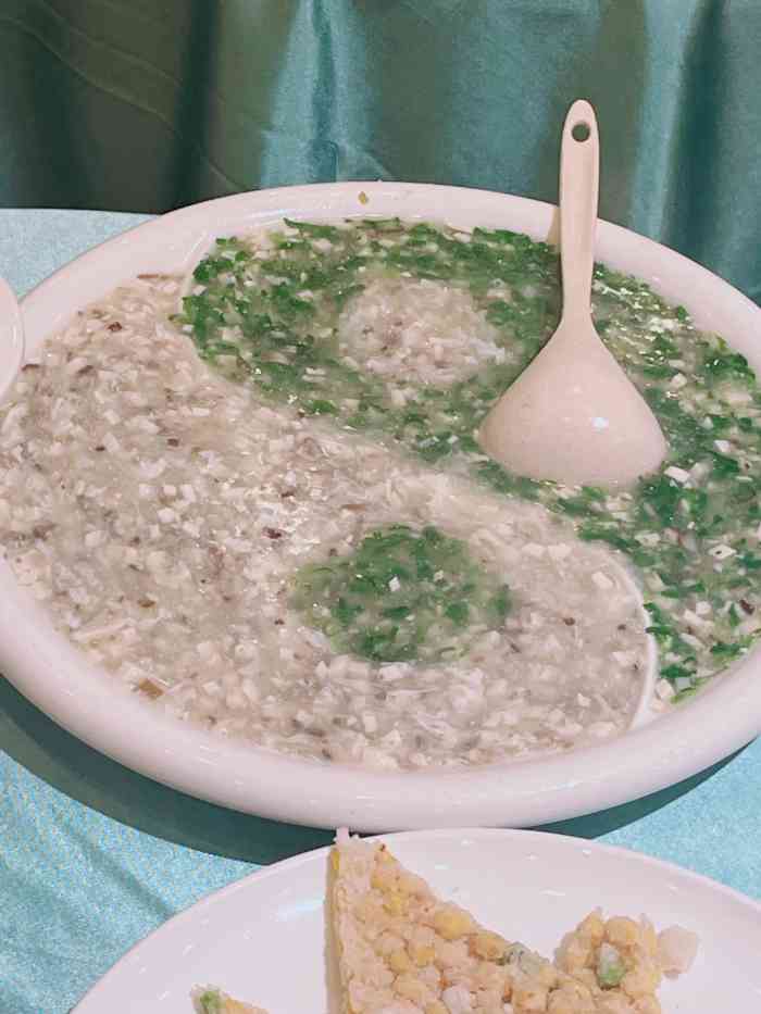 博望坡餐厅(漕溪路店)-"今天没事刚好和同事一起出去玩.出去得时后.