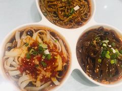 -咪咪川菜(太乙路店)