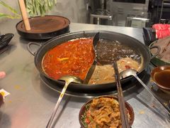 -鹿鸣山草本茶香火锅(园西路店)