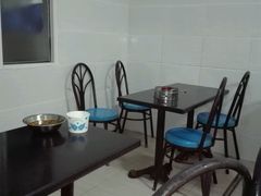 大堂-薛记襄阳香辣牛肉面(平安路店)