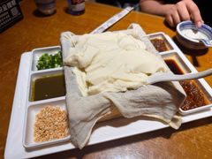 -95号酱骨·一块豆腐(展春园西路店)