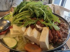 八爪鱼牛肉锅-东吉馆韩式餐厅(八经街总店)