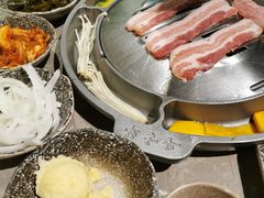 -哈哈碳都·牛肋条无限自助烤肉(台江万达店)