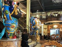 -more than meow吴止猫主题餐厅(承德 中船汇店)