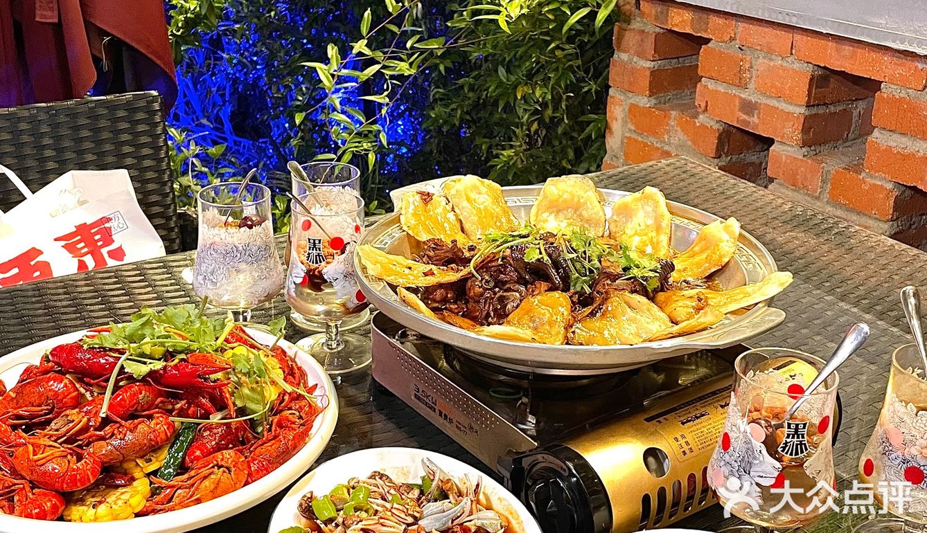 刚好之前朋友推荐这家餐厅还不错