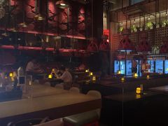 -FOUR PLAY BAR