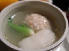 蟹粉狮子头-湖滨28中餐厅·西湖宴·杭州君悦酒店