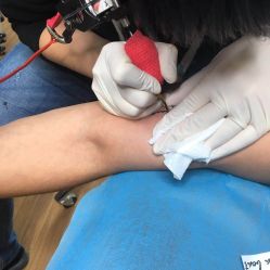 点击看大图 -英刺青 纹身 洗纹身
