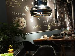 大堂-仨仨米炭火烤肉