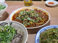 -杨三孃跷脚牛肉(中粮鸿云悦街店)