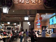 -蓝精灵乐园·世茂精灵之城主题乐园
