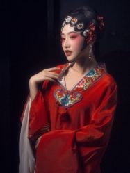 -盘子女人坊古装写真摄影(南京总店)