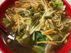酸辣笋尖粉-桂林米粉(洋桥店)