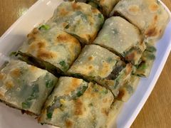 葱饼卷牛肉-台北楚楚园馅饼粥(虹桥南丰城店)