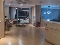 -雪梅月子中心(华侨城店)