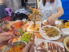 -喝丢一只鞋海鲜烧烤·海肠捞饭(东关街店)
