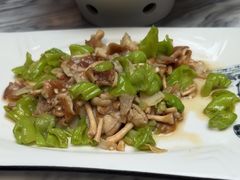 -蔼若春.传承三十年云南菜(金碧公园店)