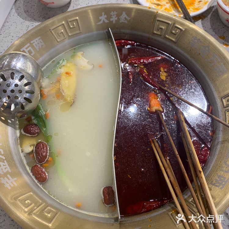 新世界百货附近超高性价比的四川串串火锅店