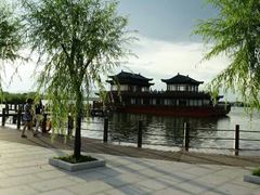 -洛漾舸船宴餐厅(洛漾半岛店)