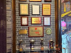 -小天鹅火锅·一线江景洪鼎旗舰店(洪崖洞店)
