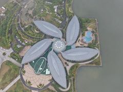 -上海滴水湖皇冠假日酒店