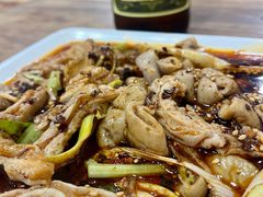 招牌热拌肥肠-朱大嘴肥肠血旺(福字街店)
