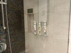 -上海龙之梦万丽酒店