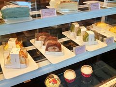 面包甜点陈列柜-甜°C·甜品咖啡(东方金座店)