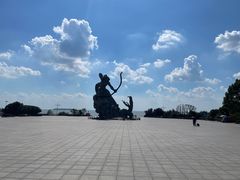 -巴陵广场