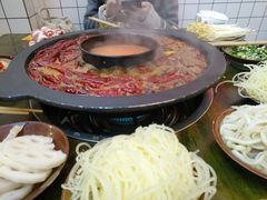 -黄潇洒老火锅(九眼桥宏济巷店)