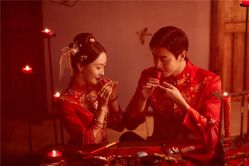 -易摄影婚纱摄影工作室