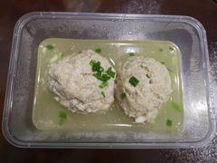 扬州狮子头-扬州菜在上海(场北广场店)