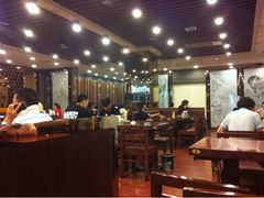 大堂-皇城坝小吃(科华成都王府井购物中心店)