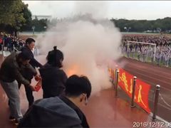 -上海市民办金苹果学校