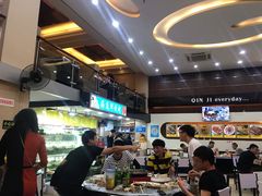 -覃记海鲜美食餐厅