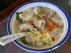 -长人馄饨铺(解放街店)