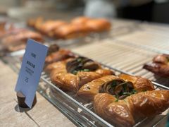 -VERIE BAKEHOUSE